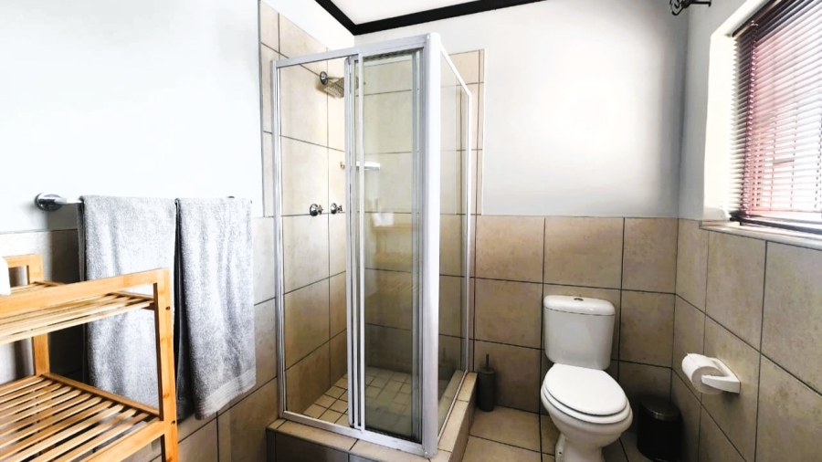 3 Bedroom Property for Sale in Santini Village Western Cape